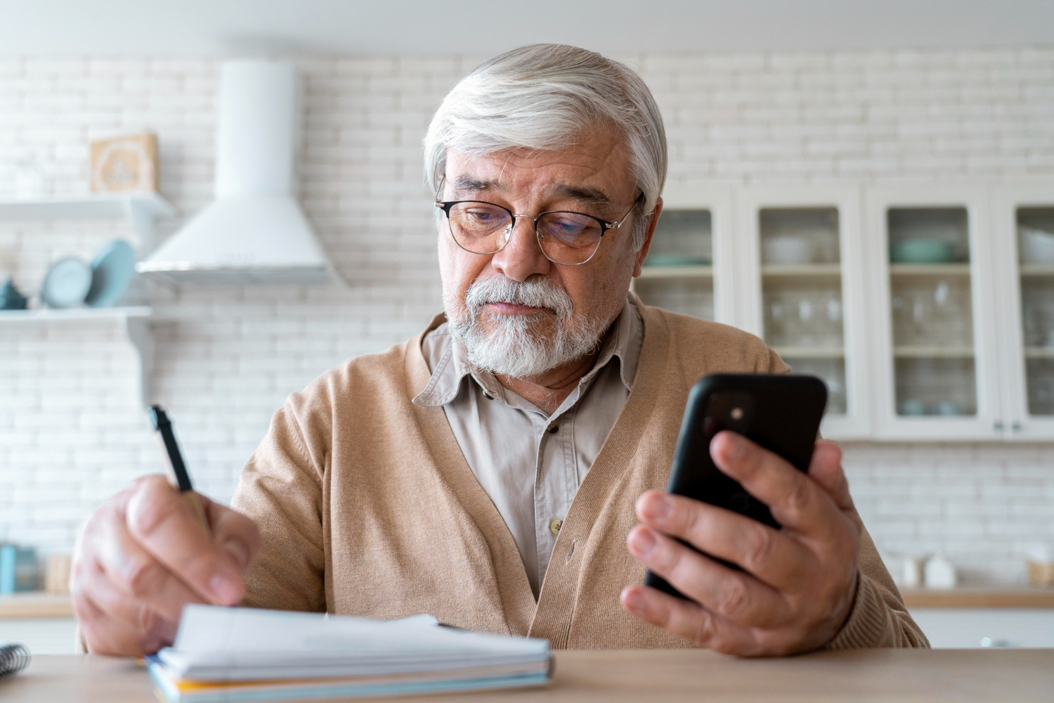 بانکداری آنلاین سالمندان